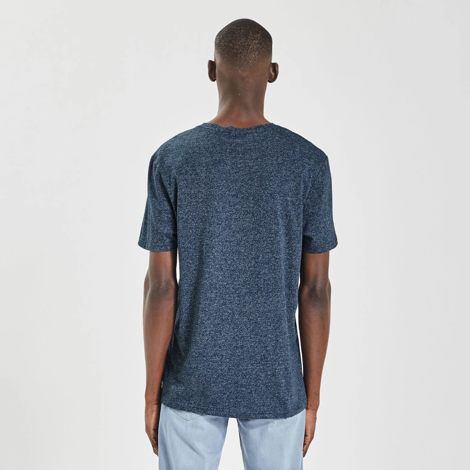 Tee Shirt Matière Fantaisie Poche Contrastée 6 Tee Shirt Matière Fantaisie Poche Contrastée – Image 6