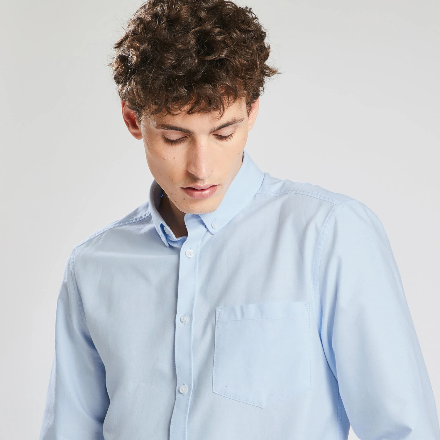 Chemise Slim Oxford Unie Coton Recyclé 3 Chemise Slim Oxford Unie Coton Recyclé – Image 3