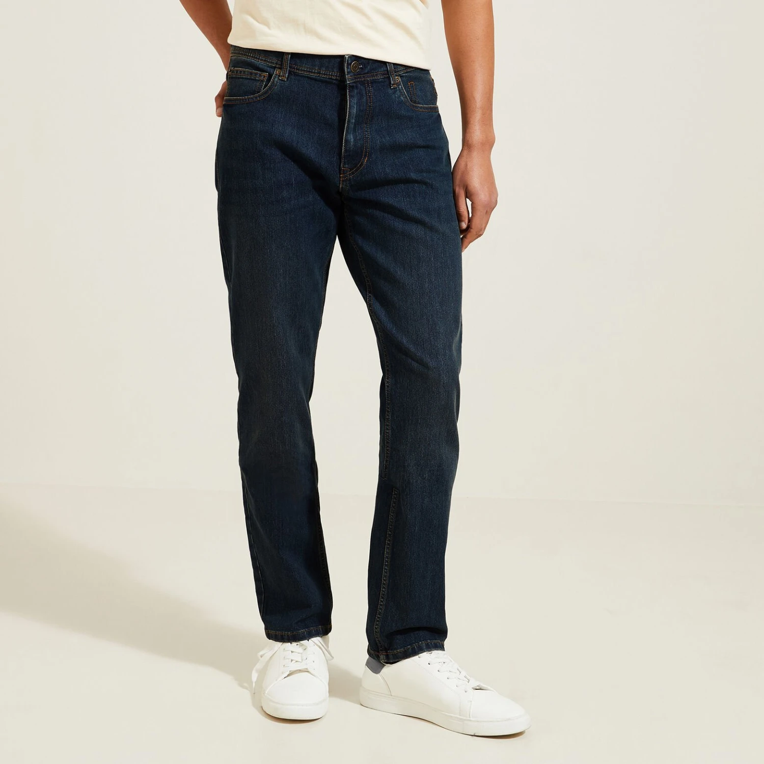 Jean Regular En Coton Et Polyester Recyclés Waterl 1 Jean Regular En Coton Et Polyester Recyclés Waterl