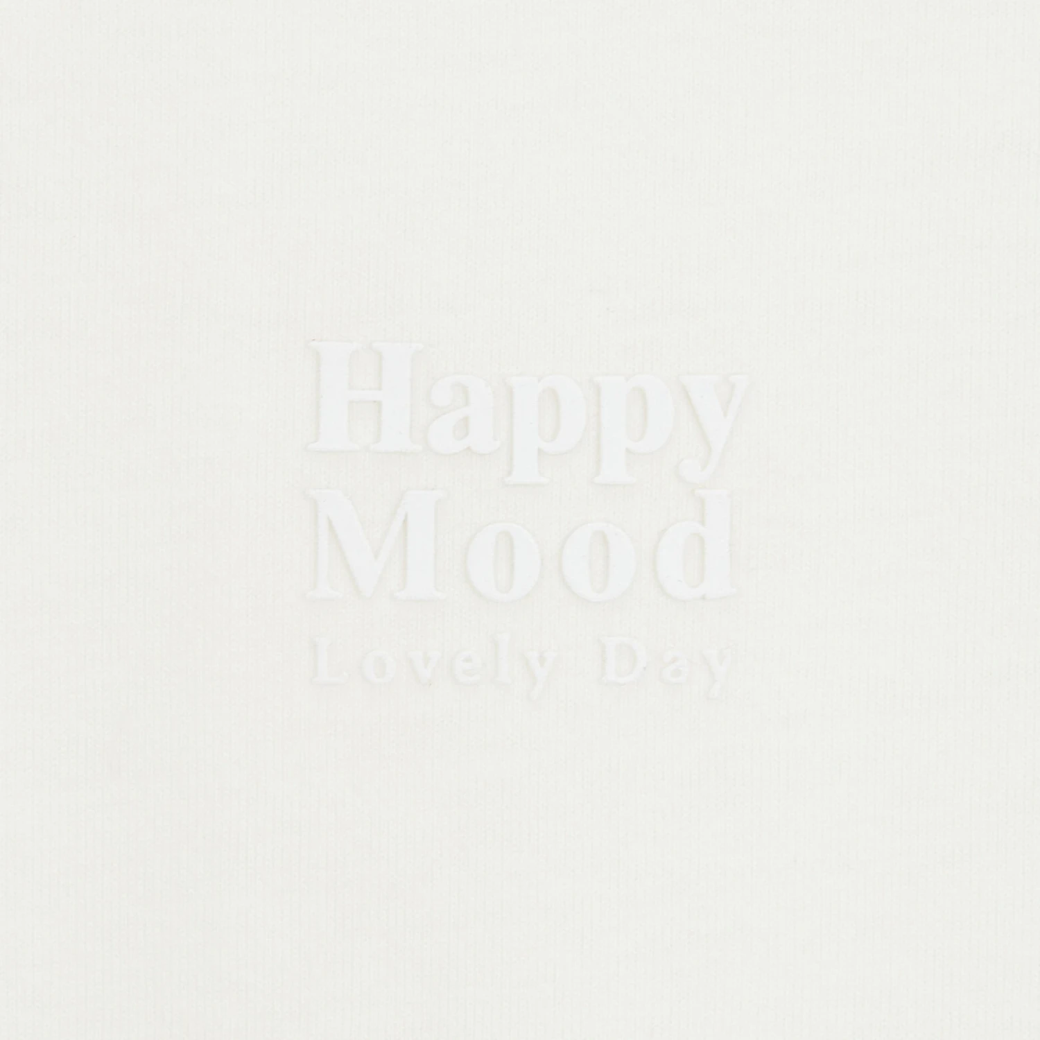 Tee Shirt Mot Reliéfé 8 Tee Shirt Mot Reliéfé – Image 8